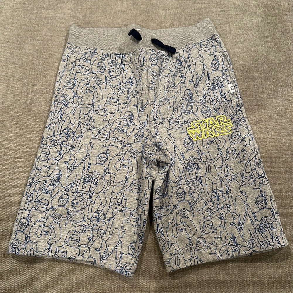 Like New! Gap Boys Star Wars Sweatshorts Size XXL